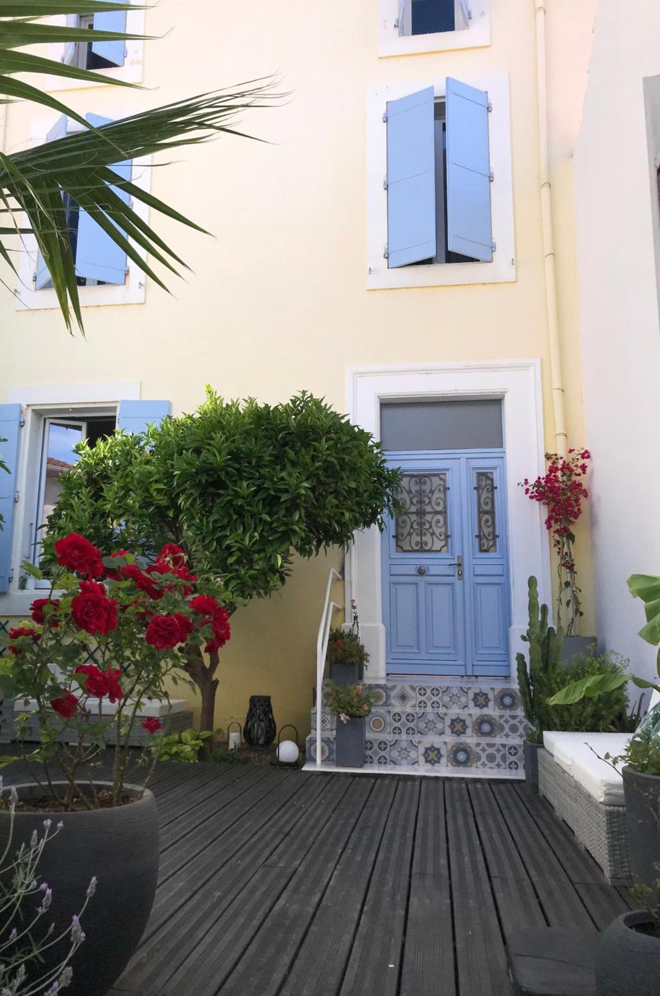 Notre Maison Aux Volets Bleus Ouveillan Zewnętrze zdjęcie